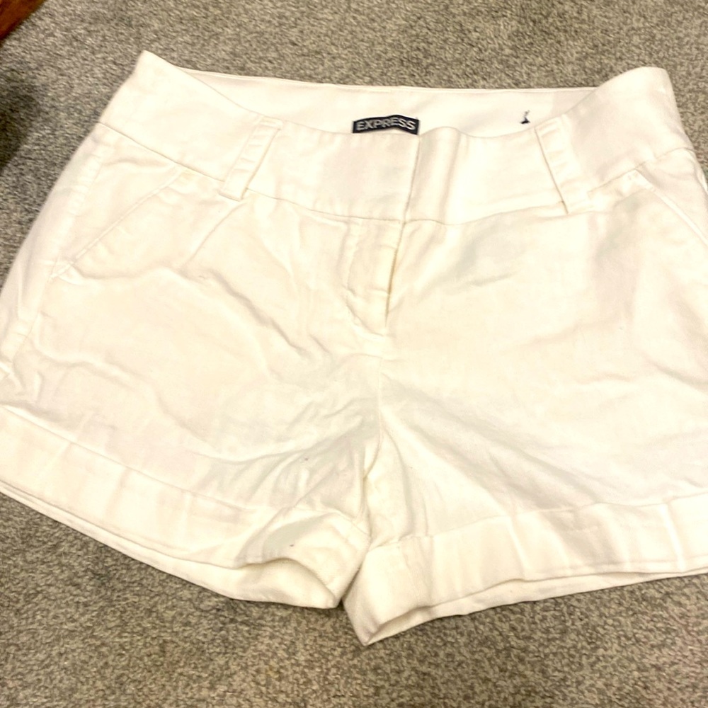 White express shorts